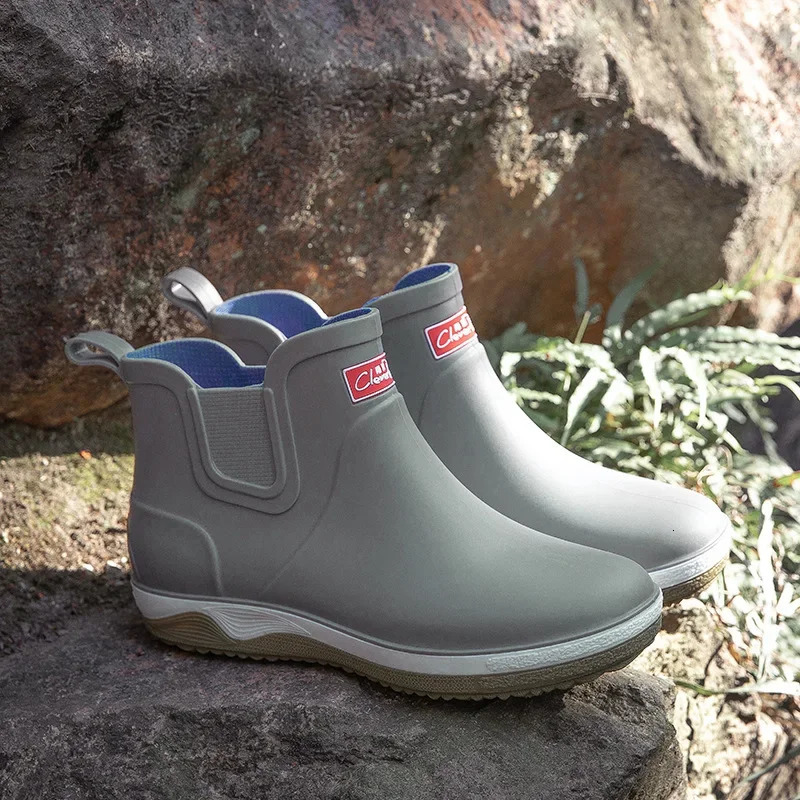 Non-Slip shoes Men Waterproof Rain Boots Removable Veet Cover Four Seasons Work Rubber Shoes