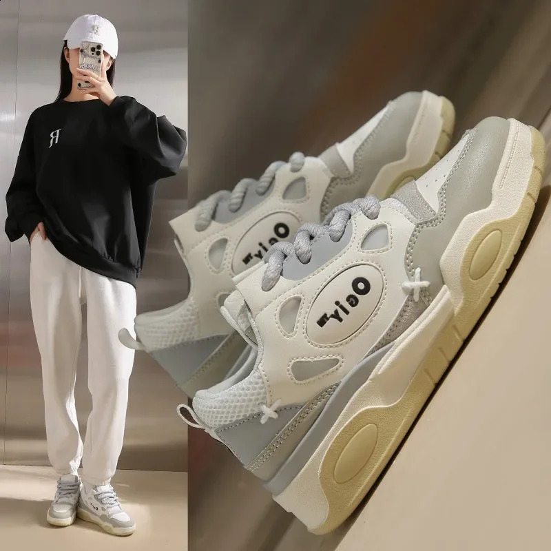 Couples Outdoor Sports Casual Shoe Women Bread Shoes For Men Tennis Retro increase Board Shoes Fashion Male Sneakers 240702