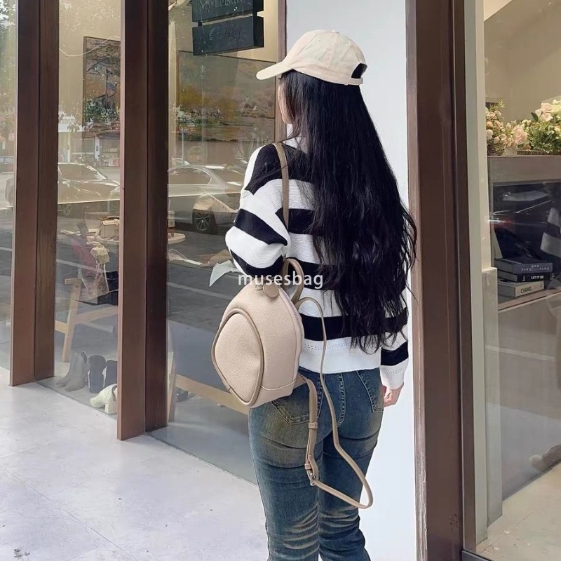 European and American women's atmospheric backpack new Korean style high-end feeling versatile fashion niche backpack simple travel backpack smal