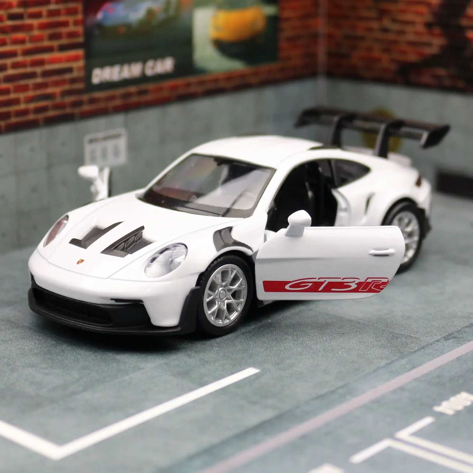 Diecast Model Cars 1/36 Porsche 911 GT3 RS Toy Car Model For Children RMZ CiTY Miniature Racing Free Wheels Pull Back Diecast Metal Collection Gi