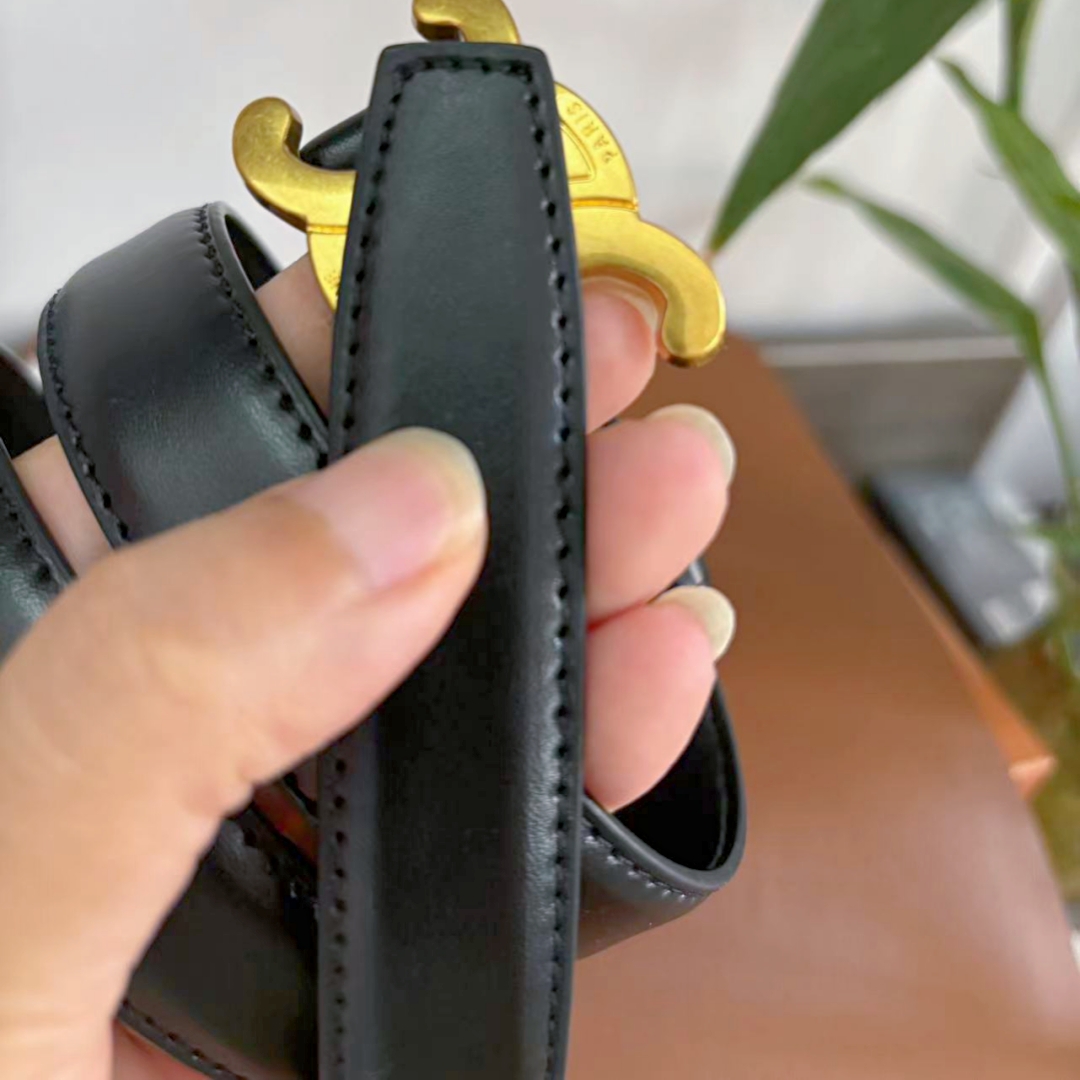 fashionable and trendy celebrity single item belt with black, white, and brown colors, available in three sizes of 95-115cm.Versatile for daily life