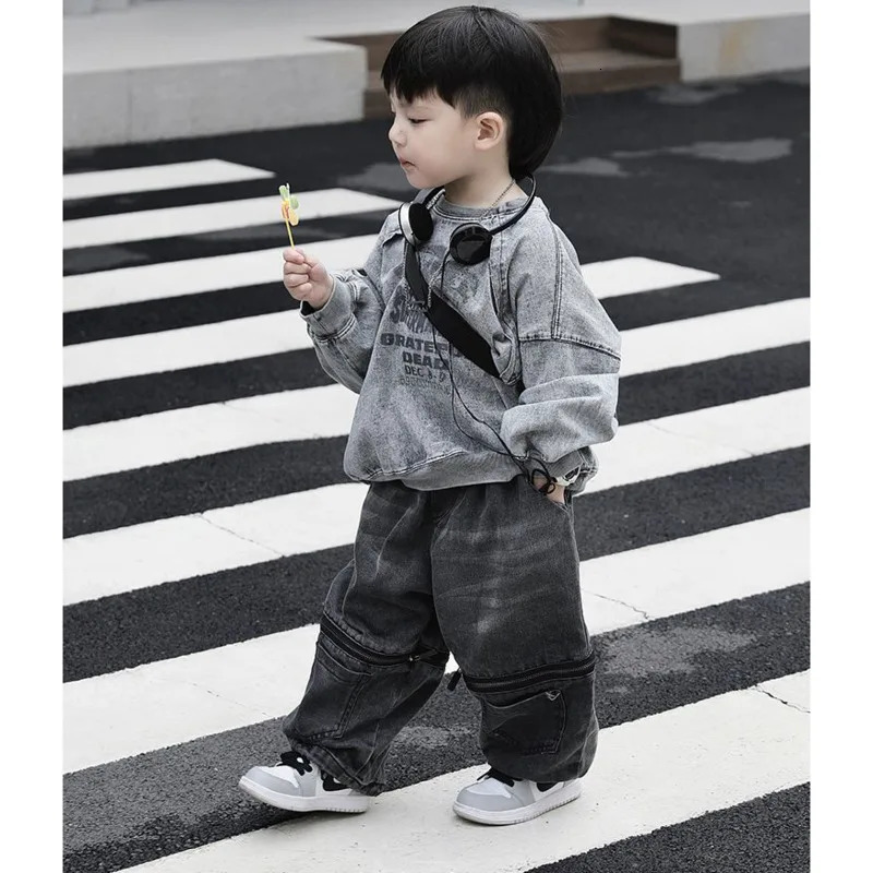 Boys Summer Autumn Sweatshirt Jeans Two-piece Sets Korean Style Streetwear Personalized Washable Old Round Neck Cowboy Pant Set 240701