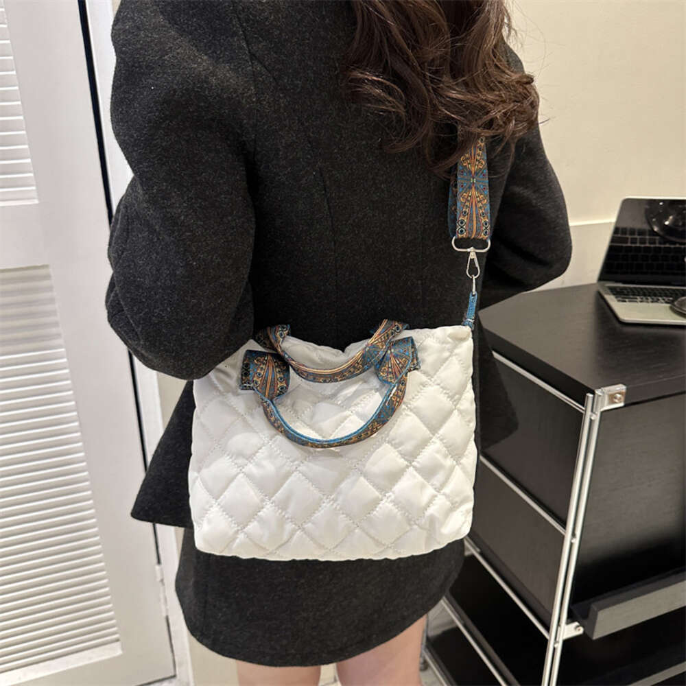 Puffer Tote Women Quilted Puffy Cotton Padded Wide Belt Shoulder Bag Down Padding Crossbody HandbagH7.2#12.5 ddmymoon