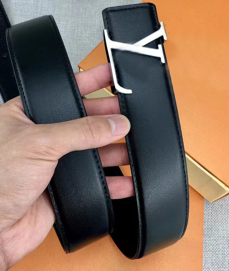 2024 Luxury letters Buckle Mens designer Belt Leather Waistband Black Fashion Cowhide hazel Belts Women Classic Casual cinturones de diseno 105cm-125cm with box