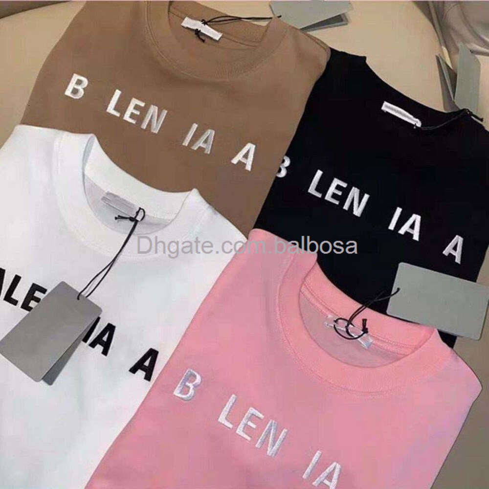 Designer T-shirts Woman Luxury Fashion Oversize Tshirts Graphic Tees Womens Men Short Sleeve Embroidery Tshirt Casual Loose Tops Women Clothing Xs 3xl 4xl 5xl