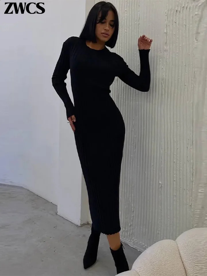 Knitted Pleated Flare Sleeve Dress Women Oneck Long Hip Package Midi Dresses Spring Ladies Fashion Sweater Robes 240701wtt