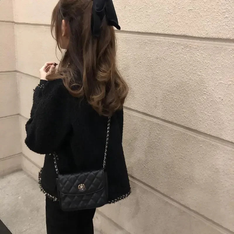 Elegant Slimming Tweed Style Jacket For Women Spring Autumnwinter Collection Lightweight French Style Crew Neck Jacket 240701