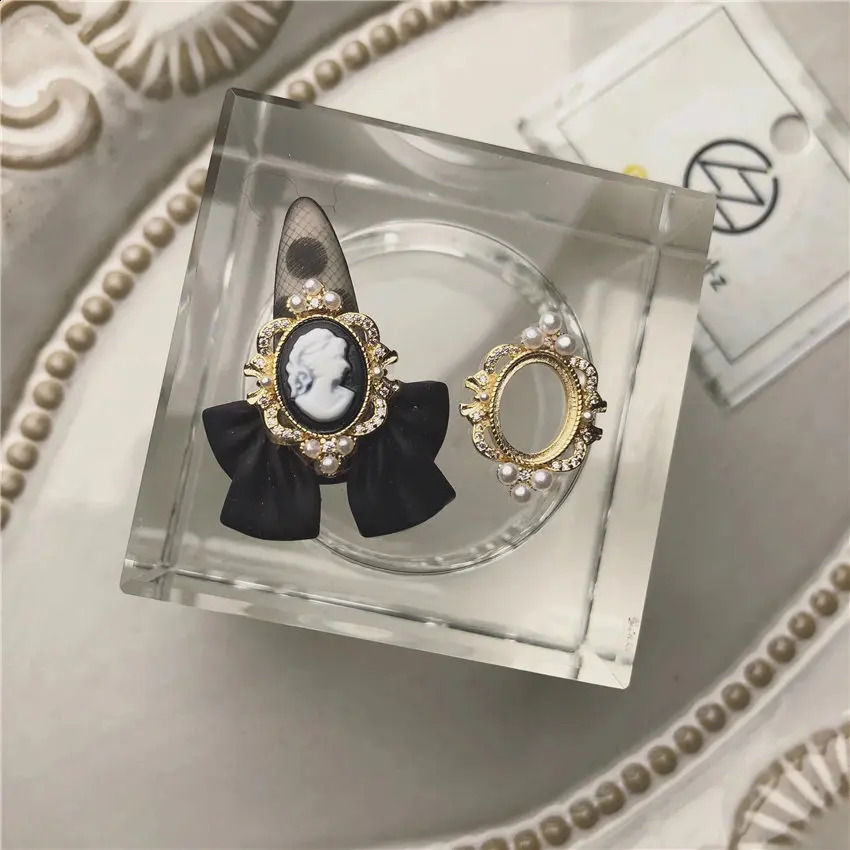 10pcslot Beauty Baroque Frame 3D Alloy Nail Art Zircon Pearl Metal Manicure Nails Accessories DIY Nail Decorations Nail Charms 240701