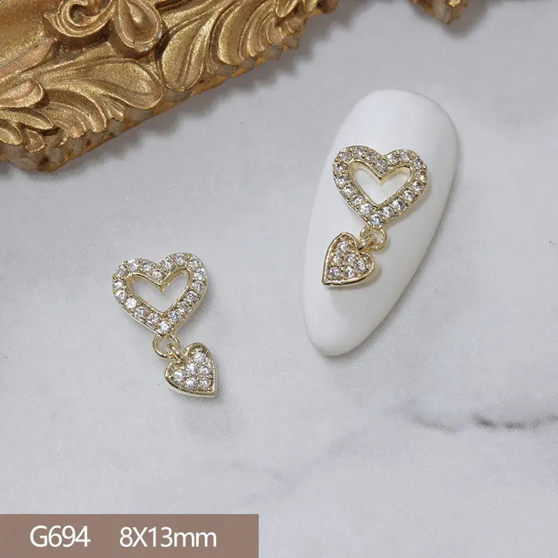 10pcslot 3D Hollow Love Heart Alloy Nail Art Zircon Pearl Metal Manicure Nails Accesorios Supplies DIY Nail Decorations Charms 240701