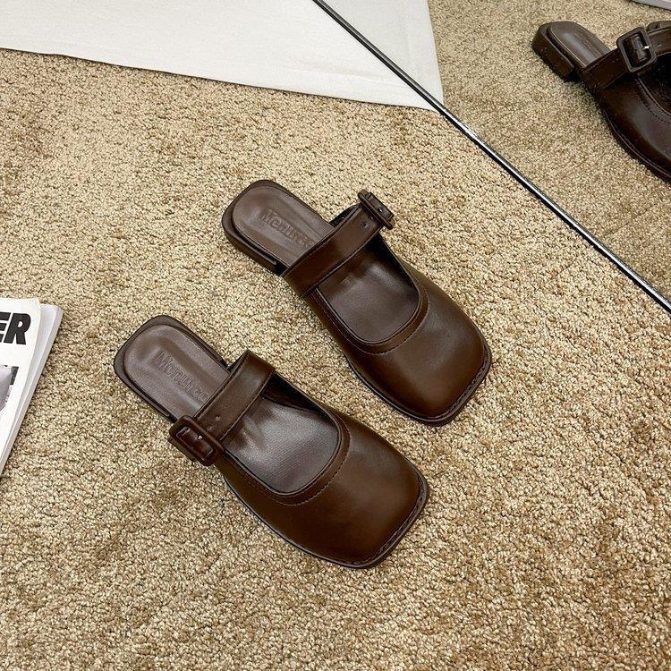 Korean mango head sandals for women to wear 2022 spring and summer new gentle wind baotou flat bottom square toe semi-slippers women's shoes