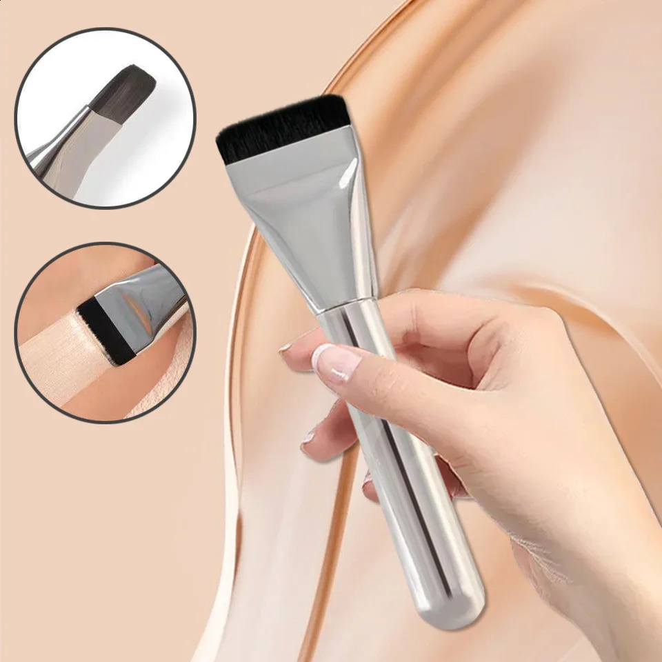 Ultra Thin Foundation Brush Soft Hair Thin Face Contour Brush BB Cream Blender Mixed Foundation Cream Makeup Brush Makeup Tool 240701