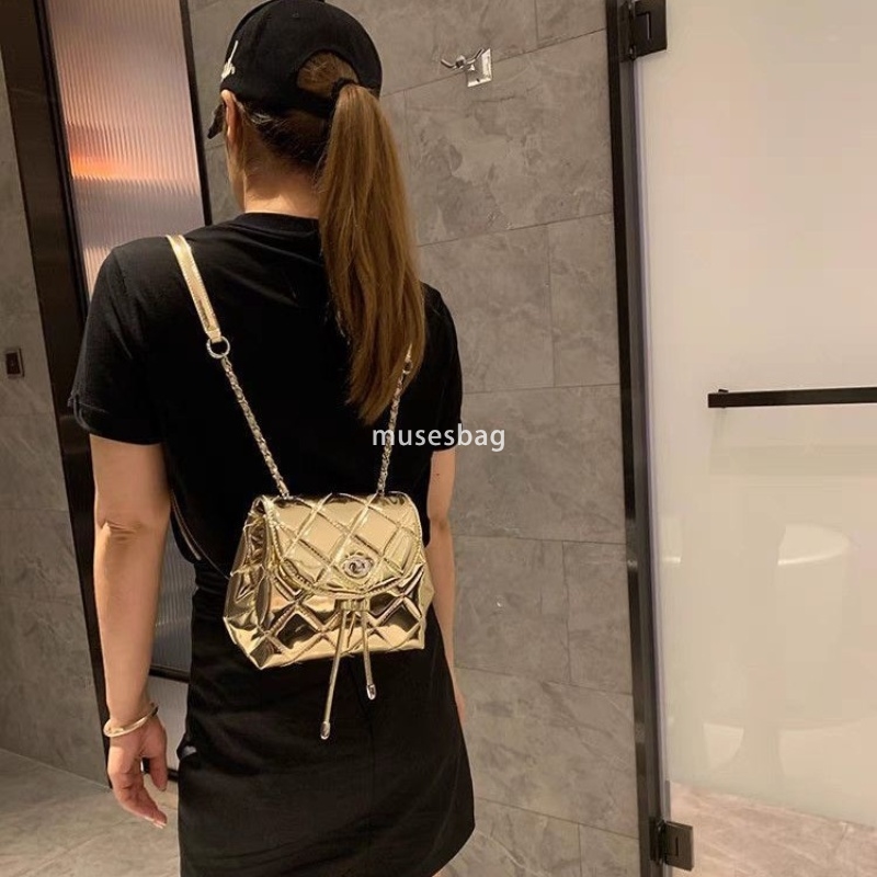 Korean women's designer niche temperament diamond grid chain practical backpack summer new fashionable heavy metal texture versatile classic smal