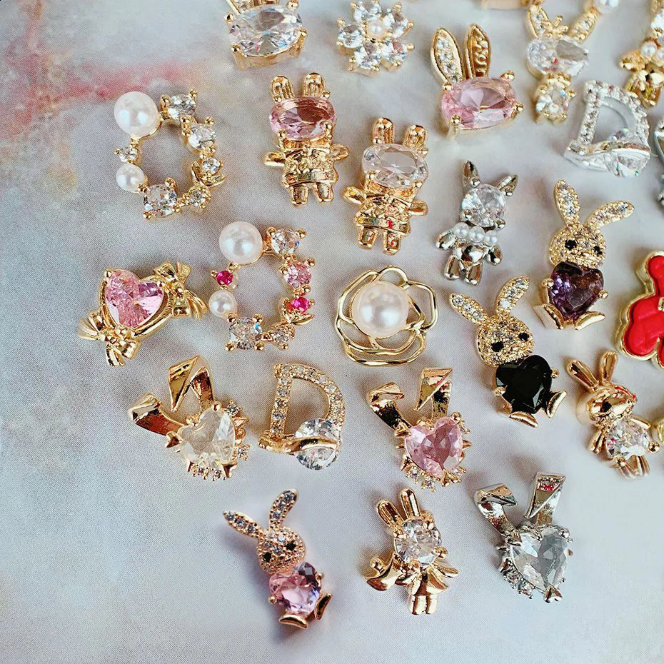 10pcs Kawaii Love Heart Rabbit Flower Wreath Nail Art Parts Zircon Crystal Manicure Nails Accesorios Supplies Decorations Charms 240701