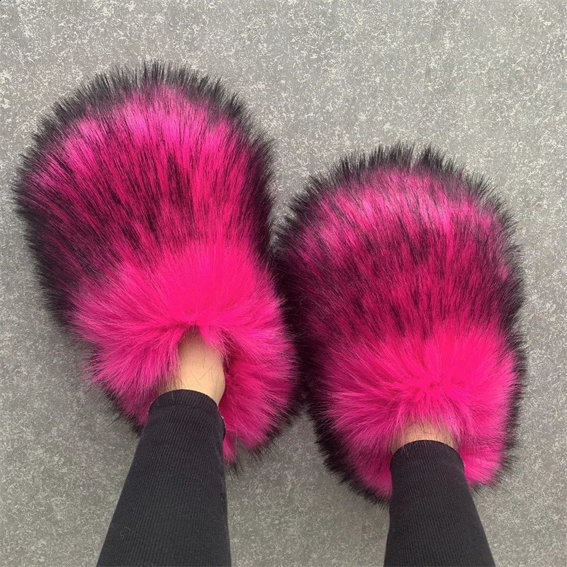 Luxury fur slider womens open toe raccoon fur slider womens flat bottom half slider Woo Spikes 240701
