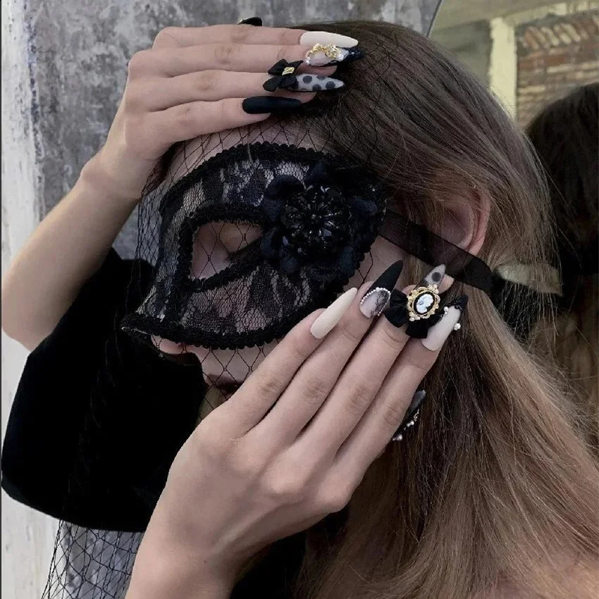 10pcslot Beauty Baroque Frame 3D Alloy Nail Art Zircon Pearl Metal Manicure Nails Accessories DIY Nail Decorations Nail Charms 240701