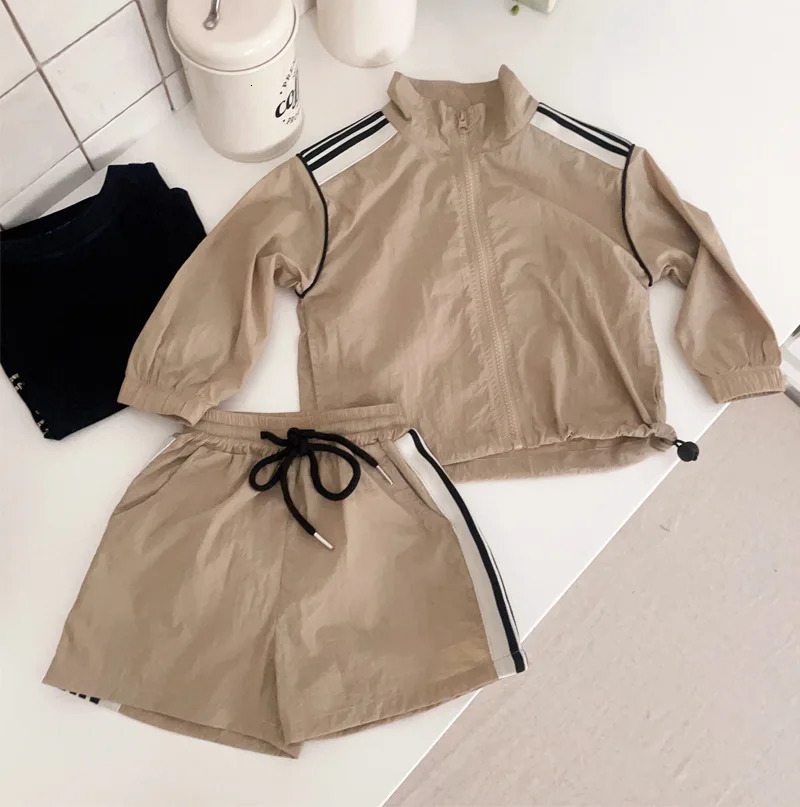 Parent-child outfit Summer outdoor clothing set for boys and girls sun protection two-piece set 240701