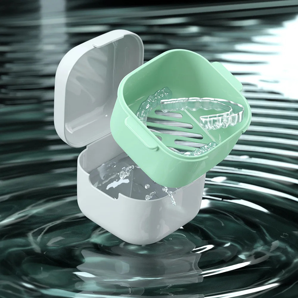 High Quality Orthodontic Retainer Braces Storage Box Soaking Invisible Teeth Denture Cleaning Tooth Storage Portable Belt case 240701