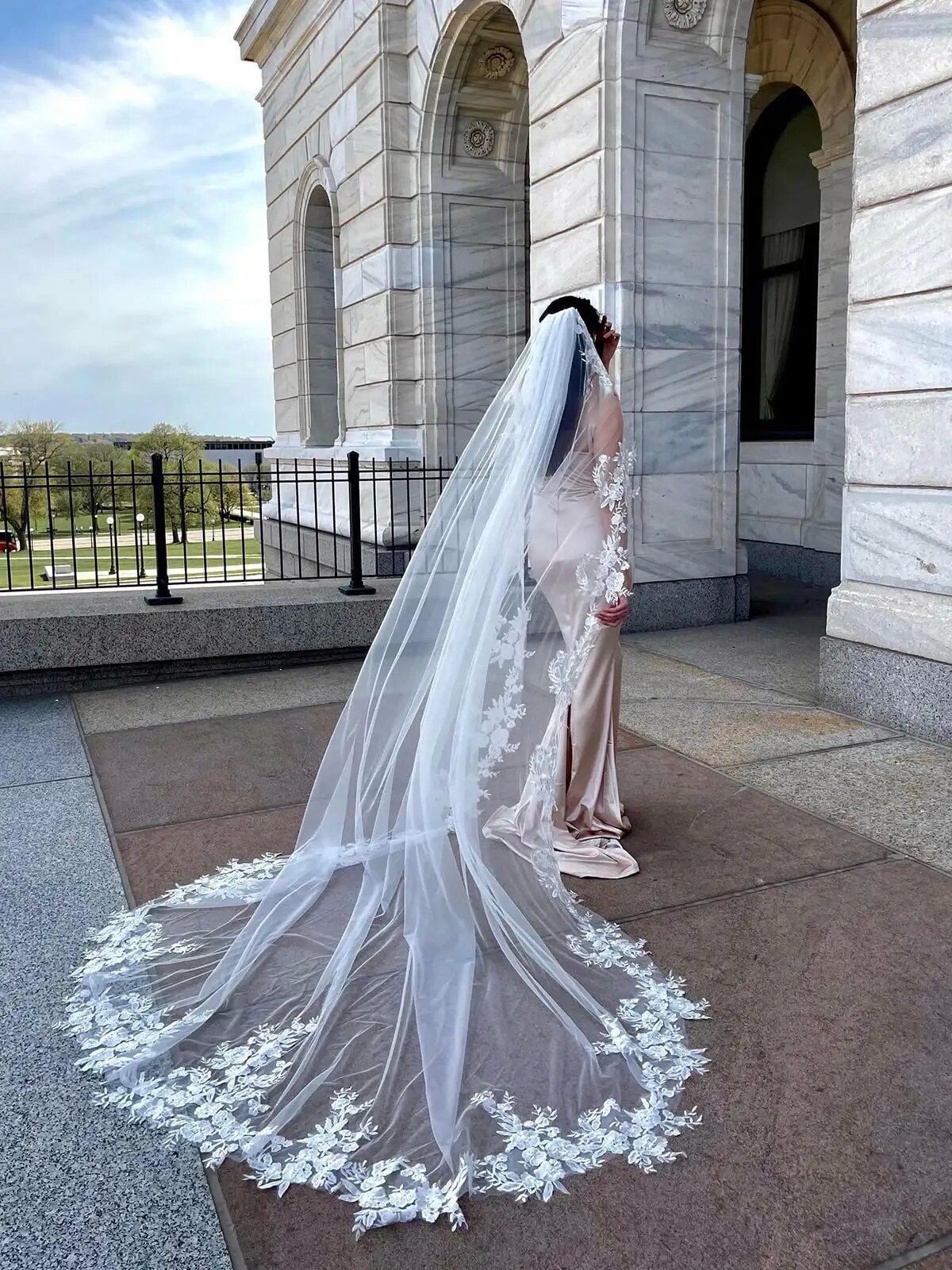 Bridal Veils Luxurious White Ivory Cathedral Long Voile Mariage Lace Wedding Veil Tulle With Comb Bride Accessories