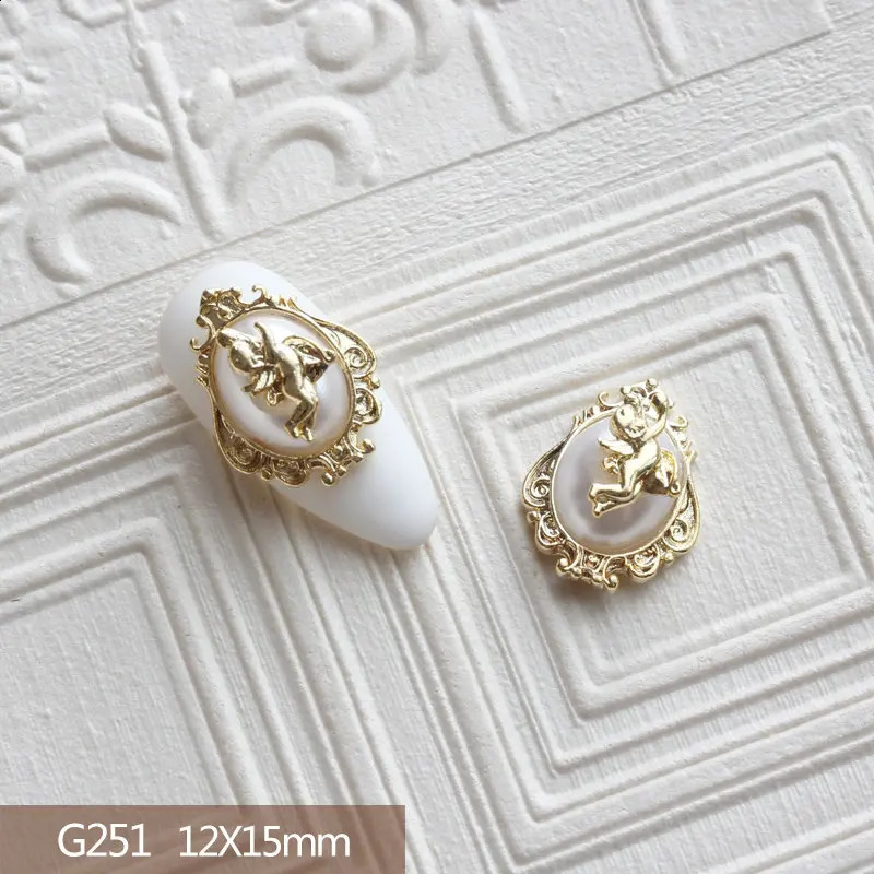 10pcslot 3D Hollow Love Heart Alloy Nail Art Zircon Pearl Metal Manicure Nails Accesorios Supplies DIY Nail Decorations Charms 240701