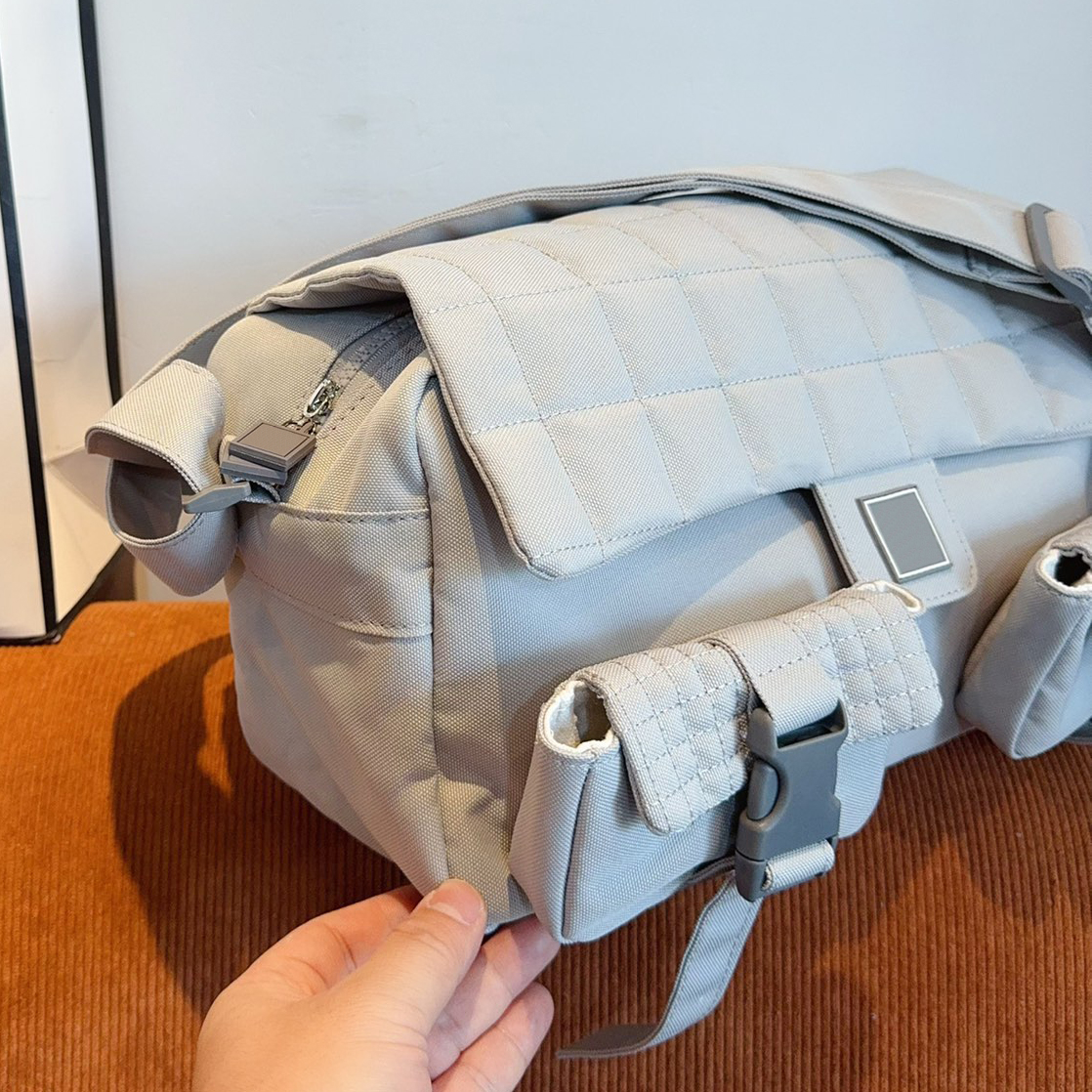 Canvas Lage Duffle Travel Designer Duffel Bag Women Shoulder Handbags Fashion Classic Large Capacity Sports Baggage Travels Bags