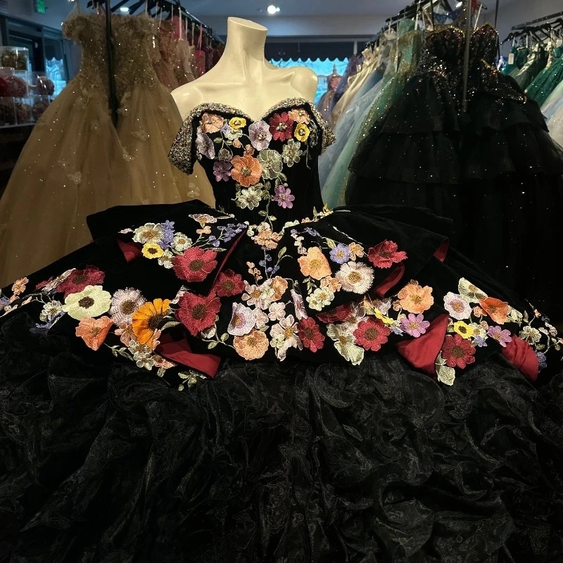 Black Princess Off the Shoulder Quinceanera Dresses Luxury Applique Beads Tull Tiered robe quinceanera femme Sweet vestidos de