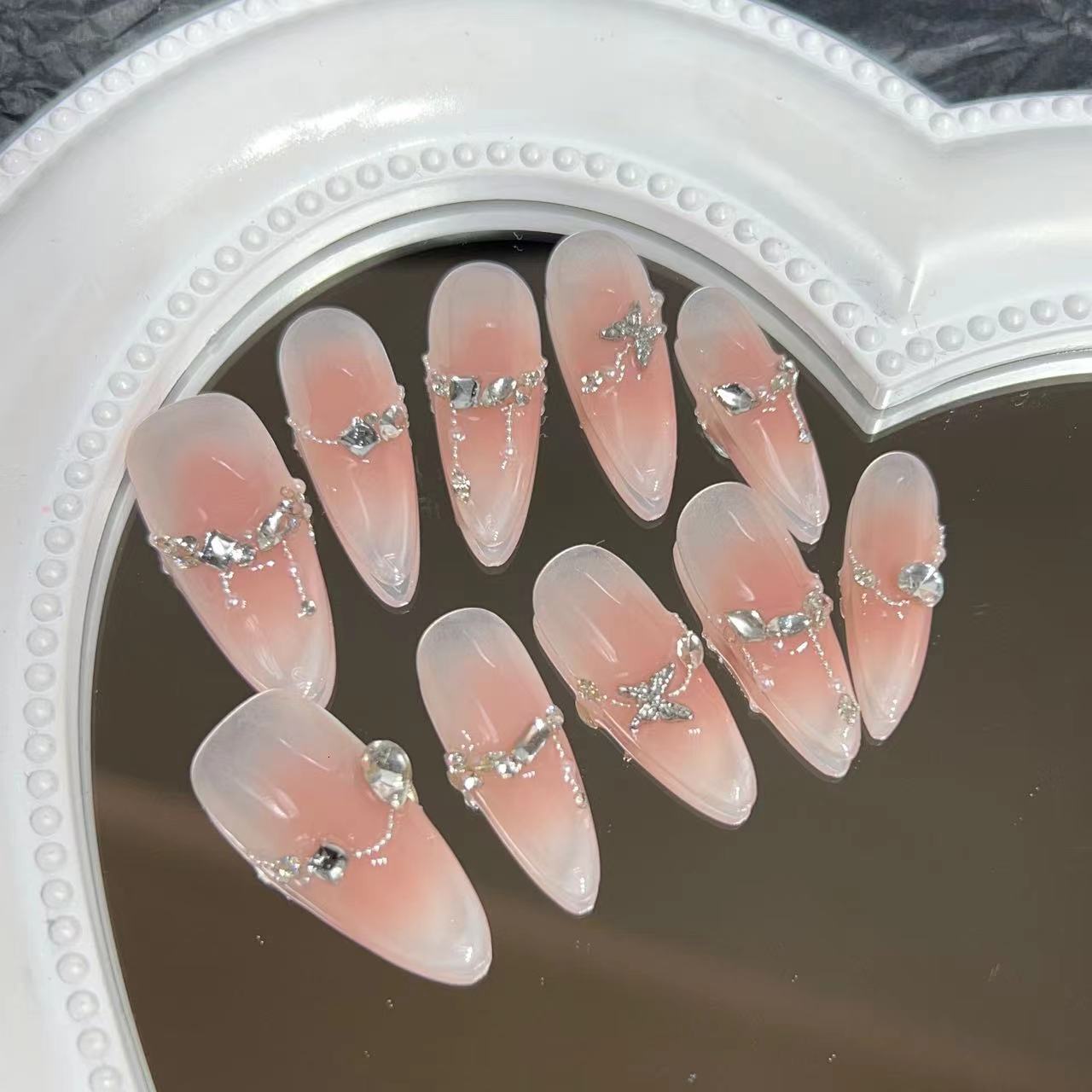 10Pcs Almond Handmade Nude Press on Gradient Rhinestone Decoration False Nails Simple Wearable Manicure Fake Nail Tips F703-9