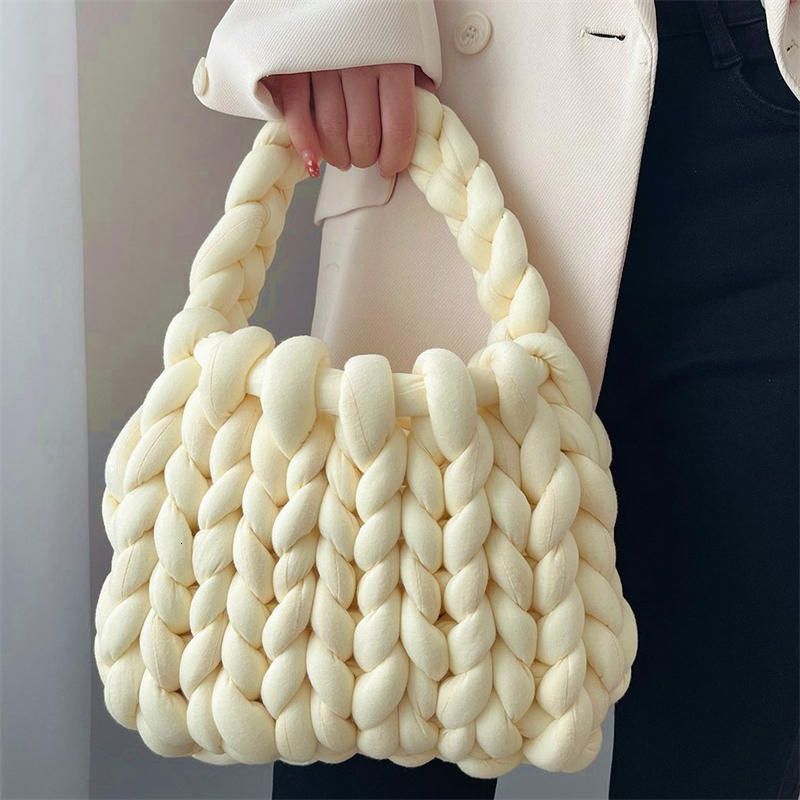 Rope Crochet Handmade Acrylic Chain Underarm Bag Designer Knitting Crossbody Bags for Women Woven Chunky Knit PurseH7.3#18.5 ddmy 7080