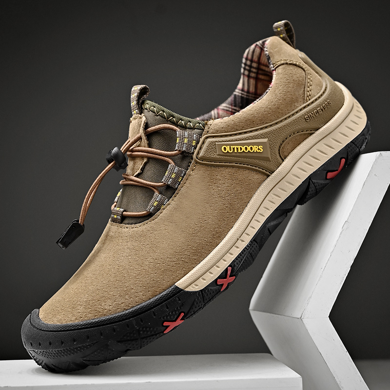 Outdoor Shoes Hiking Men Sneakers Sping Casual Men Shoes Breathable Suede Leather Shoe Anti-skid Walking Shoe Hot Sale Footwear
