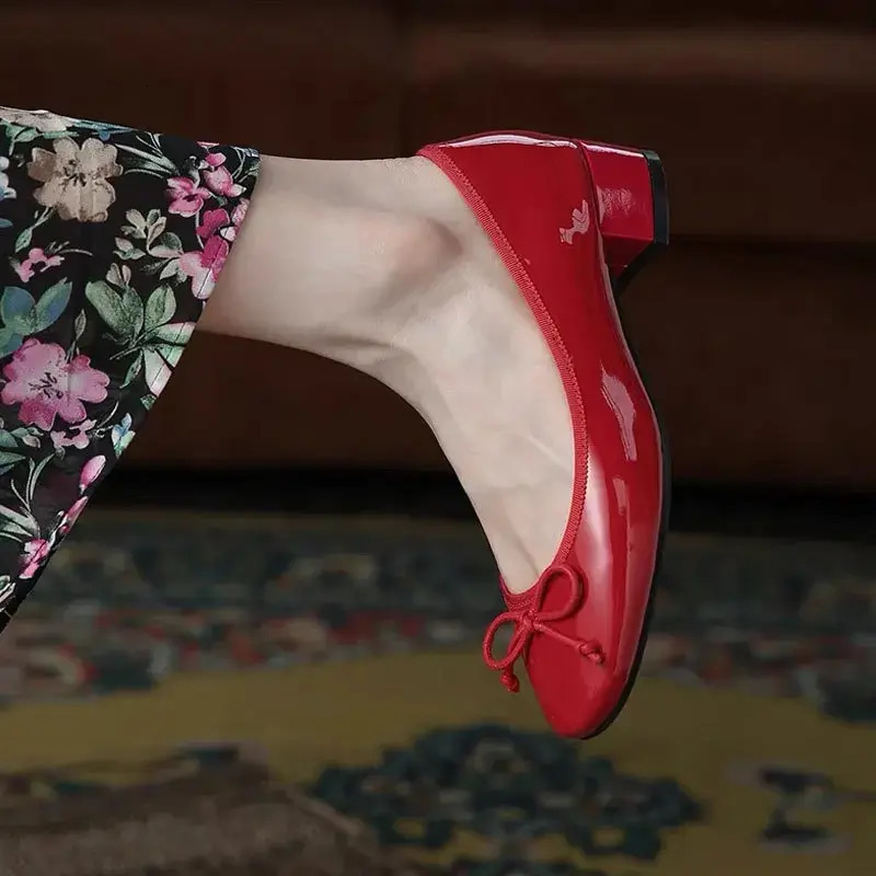 2024 Spring Round Toe Burgundy Cherry Red Ballet Shoes High Low Heel Bow Pumps Low Top Flat Patent Leather Small Red Shoes 240703