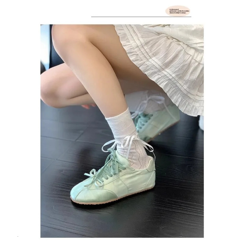 Moccasin Womens Shoes Half Slippers Flat Bottom Lace-Up Loafers Ladies Casual Outdoor Lazy Shoes Light Solid Color Flat Shoes o240703