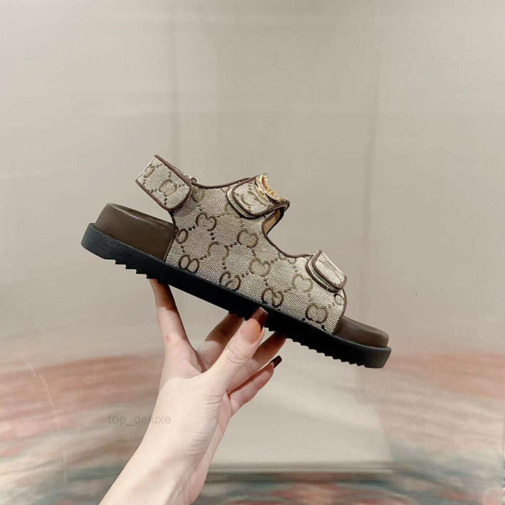 sandals designer shoes thick soled flat with velcro summer womens luxury shoemaker letters tory outdoor casual sho 80n2 gucciis guccily EFEQ