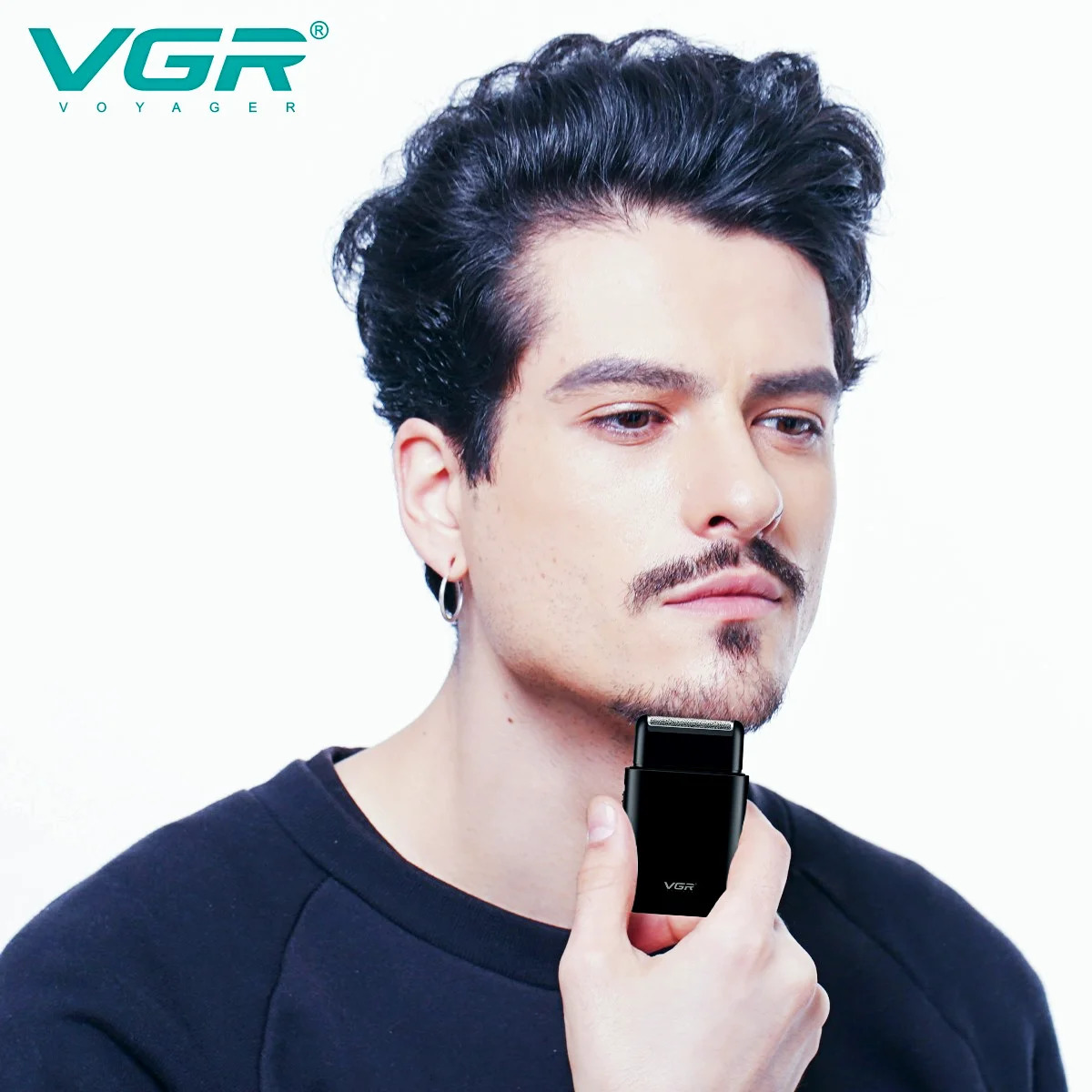 VGR electric shaver professional beard trimming shaver portable mini shaver reciprocating shaver 2-blade USB charging men 240703