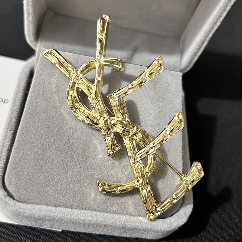 Womens Brooches Designer Brand Inlay Crystal Pearl Gold Plated Jewelry Charm Pin Wedding Gift