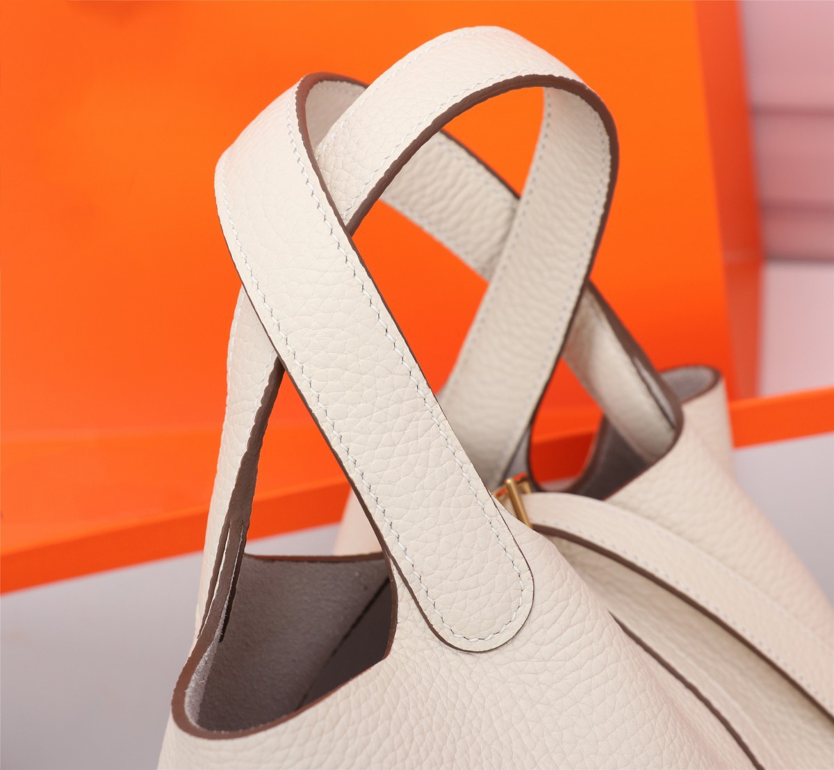 10A Mirror Quality 18CM 22CM Litchi Grain Leather Women's Bucket Bag High Quality Soft Niche Handbag Mom's Bag Fashionable Design Elegant Touch