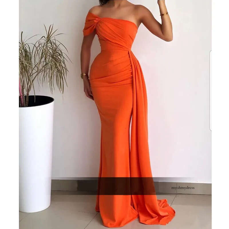 Chic Sexy Mermaid Bridemaid Evening Dresses With Sweep Train One Shoulder Orange Satin Arabic Dubai Women Long Prom Dress Vestidos Party Gowns 0703