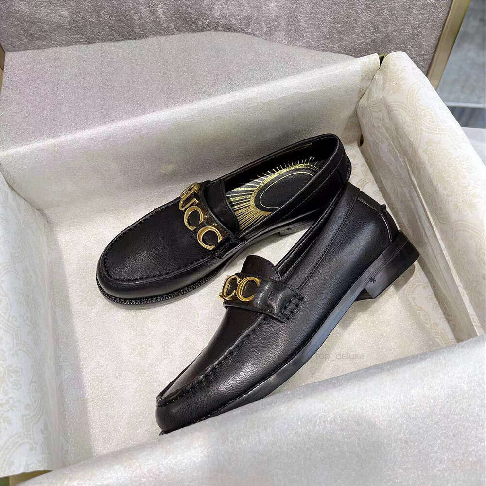 gg women flats walk shoe loafers slip on shoes lounge factory footwear black round apron toes luxury designer metal lettering low heel dress gucciis guccily JJOR