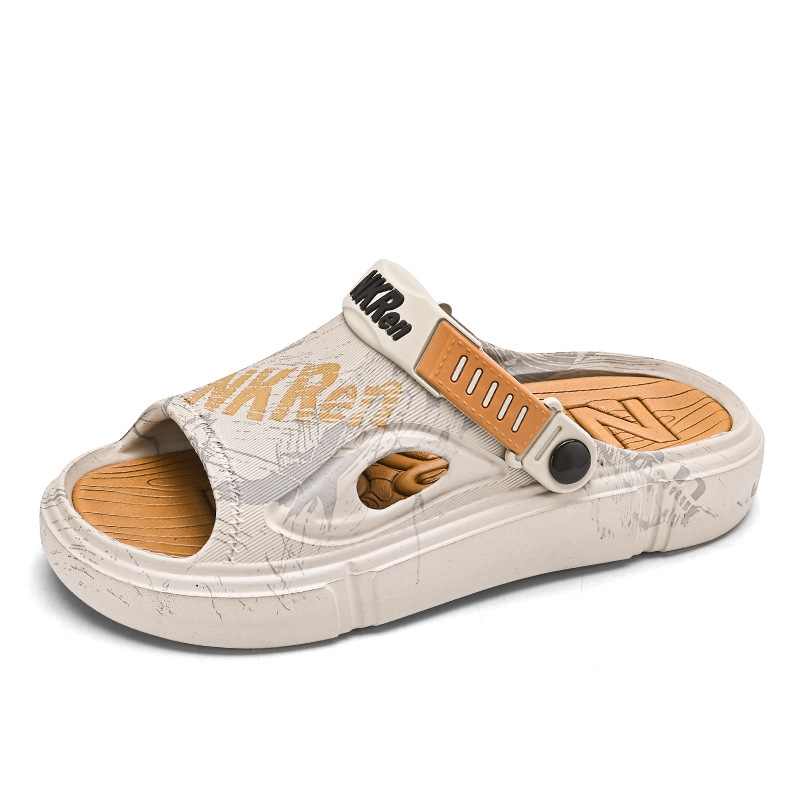Slippers for men to wear outside in summer, with anti slip and a feeling of stepping on feces. Heel sandals for men to wear outdoors. Soft soled beach