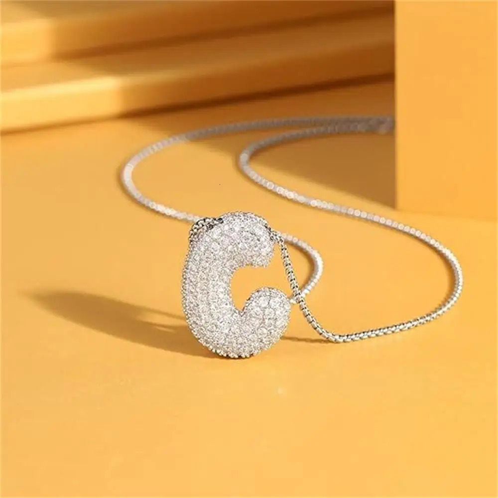 Gold Plated Waterproof Thick Bubble Alphabet Letter Clavicle Choker Necklace Sparkling Rhinestone Balloon Initial Jewelry 240625