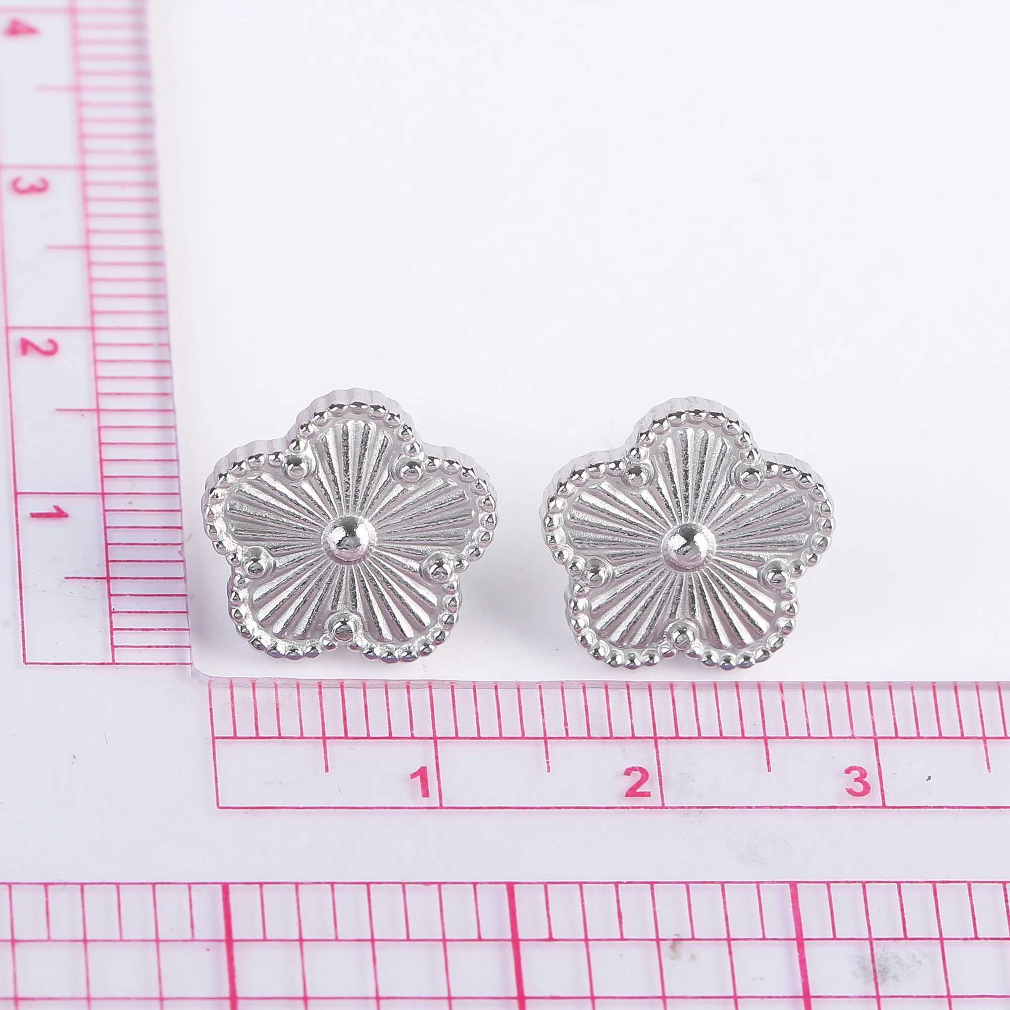 Bracelet Earrings Necklace Shining Plum Blossom Plant Five Leaf Plant Single Flower Jewellery Bracelet Necklace Earrings Set Ladies Stainless Steel Cl