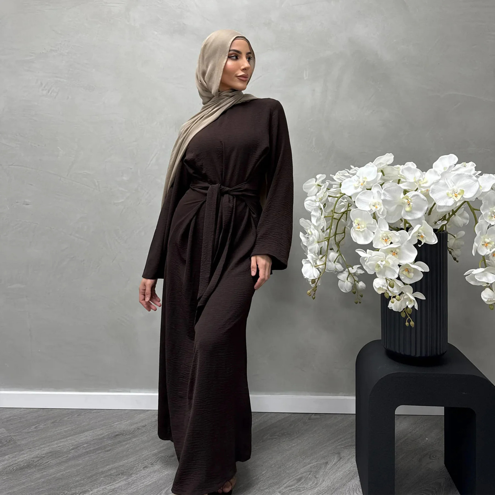 2024 Saudi Arabia Muslim Modest Dress for Women Ramadan Dubai Abaya Islam Solid Color Prayer Clothing Fashion Turkey Plain Gown 240701