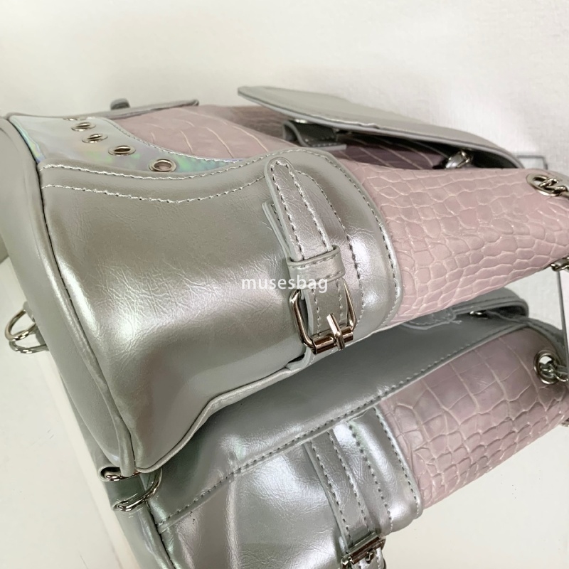 High end women's high-end sweet and cool spicy girl millennium backpack new niche fashion practical backpack student commuting versatile shoulder