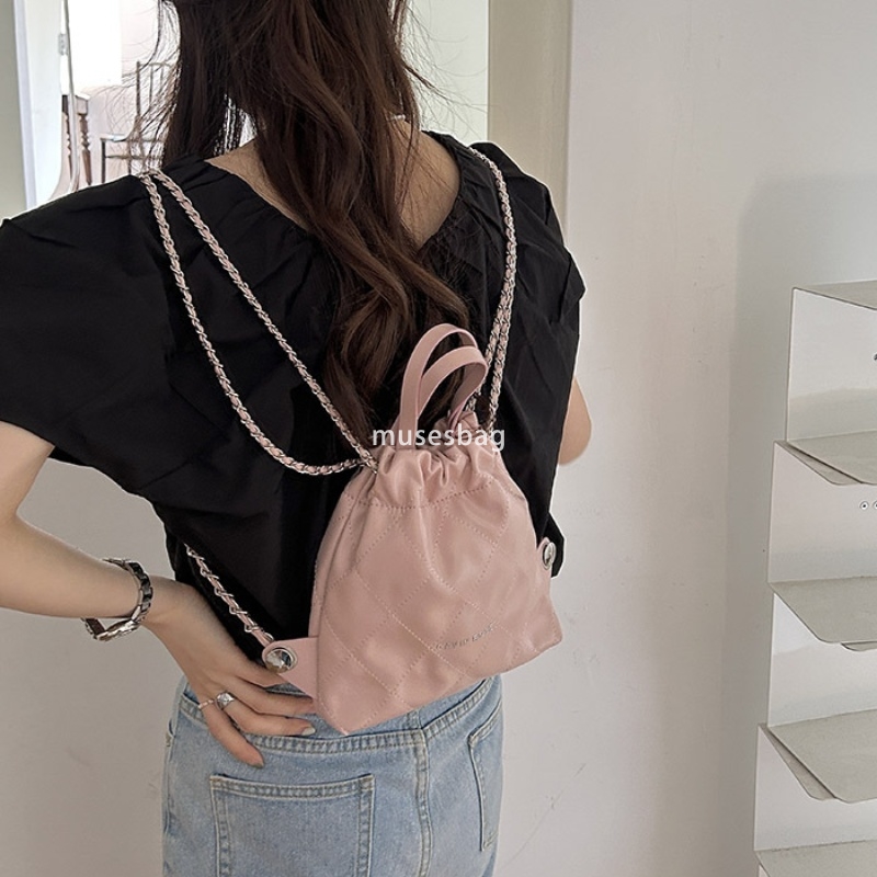 Light Luxury Women's High end Versatile Small Fragrance Chain College Student Simple and Practical Backpack Lightweight Instagram Style Fashion O