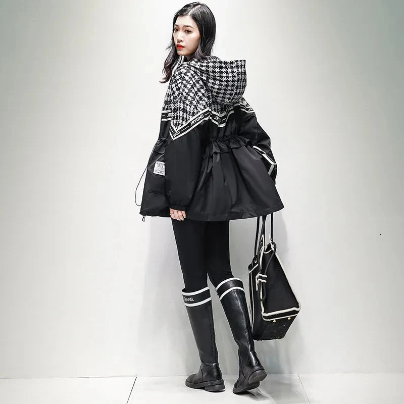 Spring Autumn Trench Coat Womens Long Hooded Print High end Windbreaker Jacket Female Large Size Slim Outerwear 240703