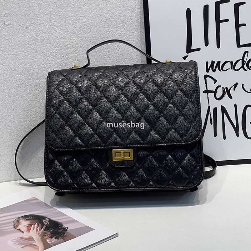Fashionable Women's High end Ghana Preface Small and Practical Backpack for Commuting High end Western Style Small Fragrance Lingge Academy Leisu
