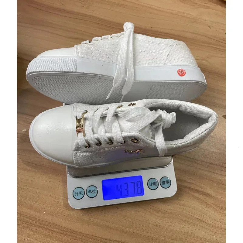 Large Size Casual Sneaker for Women Sports Shoes Womens Autumn Flat Walking Tennis Gym Shoes Sneakers 240704