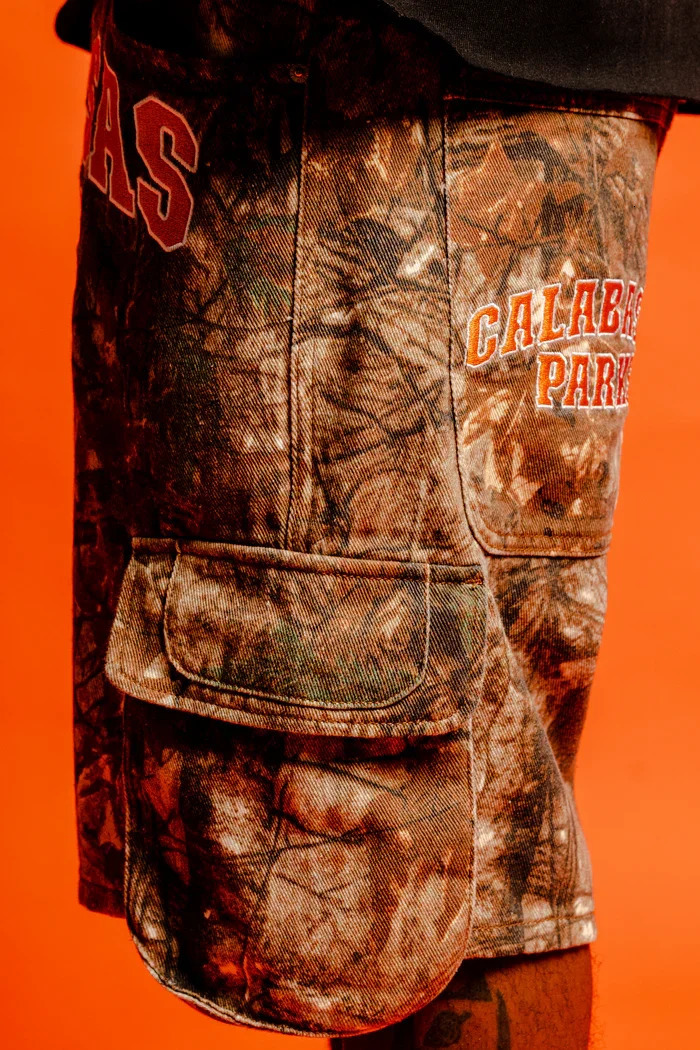 American Trend Y2K Real Tree Camo Printed Denim Shorts Mens Loose Straight Multipocket Overalls Street Hiphop Rap Style 240626