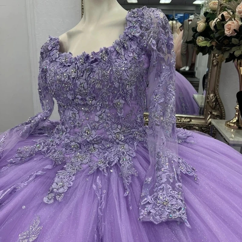 Lavender Scoop Quinceanera Dress Sweet Beading Appliques Lace 16 Year Old Girl Long Sleeved Princess Birthday Party Ball Dress