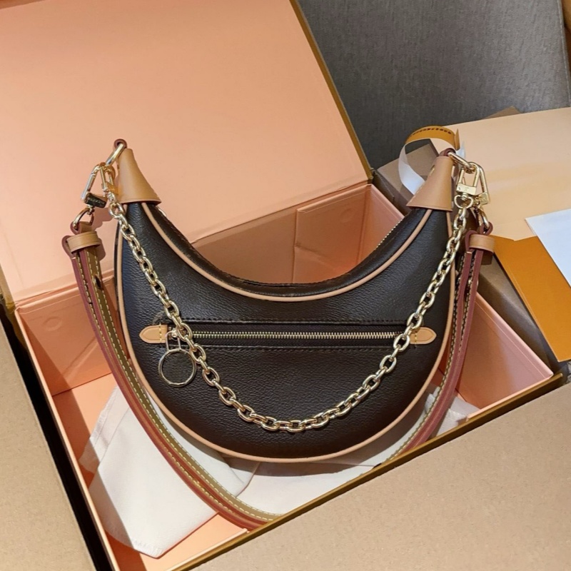 Designer Half Moon Shoulder Bag with Metal Chain Women Luxury brand Underarm Purse Fashion Lady crossbody Handbags