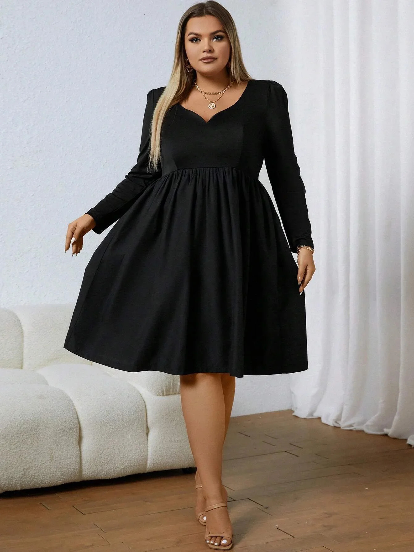 Womens Plus Size 1XL5XL V Neck Long Sleeved Casual Neckline Notched Solid Color Unprinted Fashion Dress 240702
