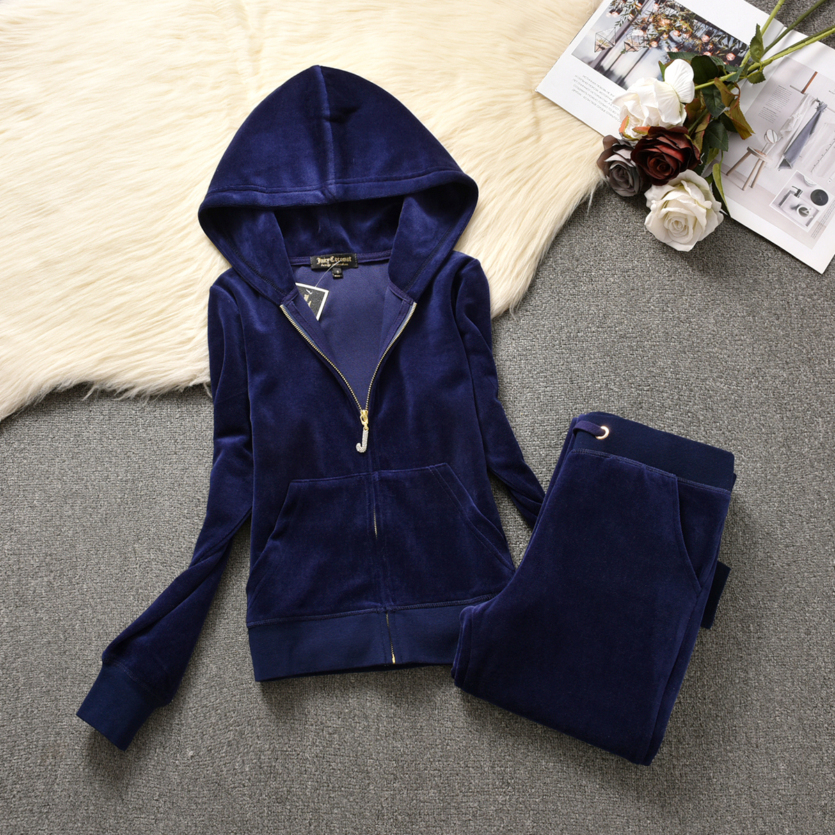2024 Women's Outfit Juicy Coture Woman Velvet Ladies Crystal Decoration Hoodie Casual Tracksuit Women Two Piece Set C260312
